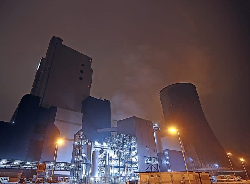 Malá elektrárna, velké varování. Nedávný kyberútok ukazuje, jak se mění energetická bezpečnost