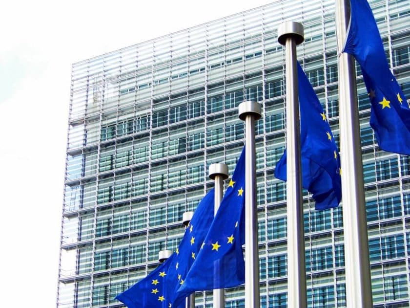 EU hledá rovnováhu mezi omezením emisí metanu a bezpečností dodávek