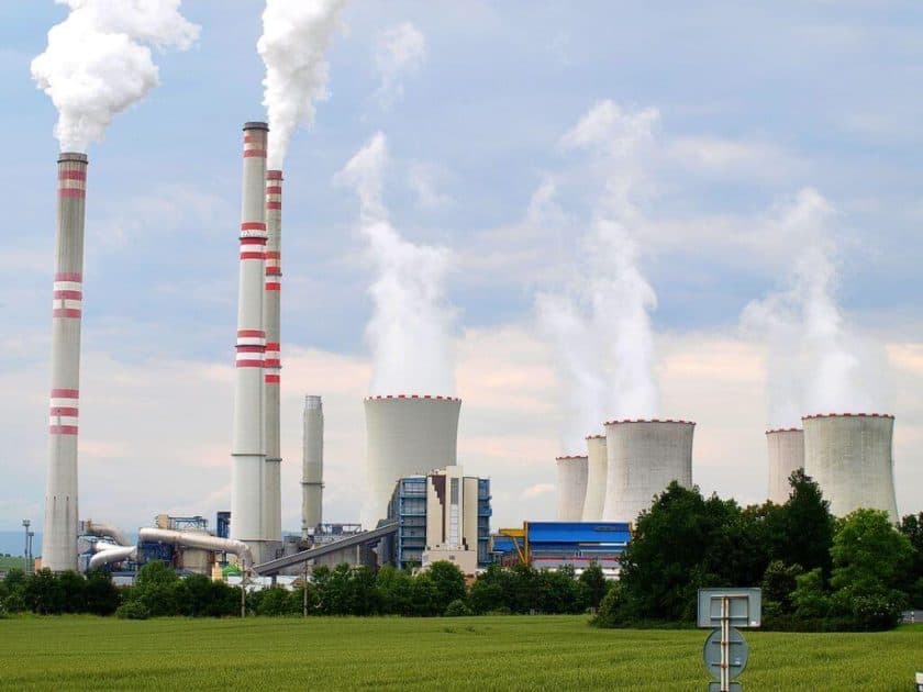 Výroba v Počeradech a Chvaleticích nemusí skončit v březnu 2027, jak se uvádělo