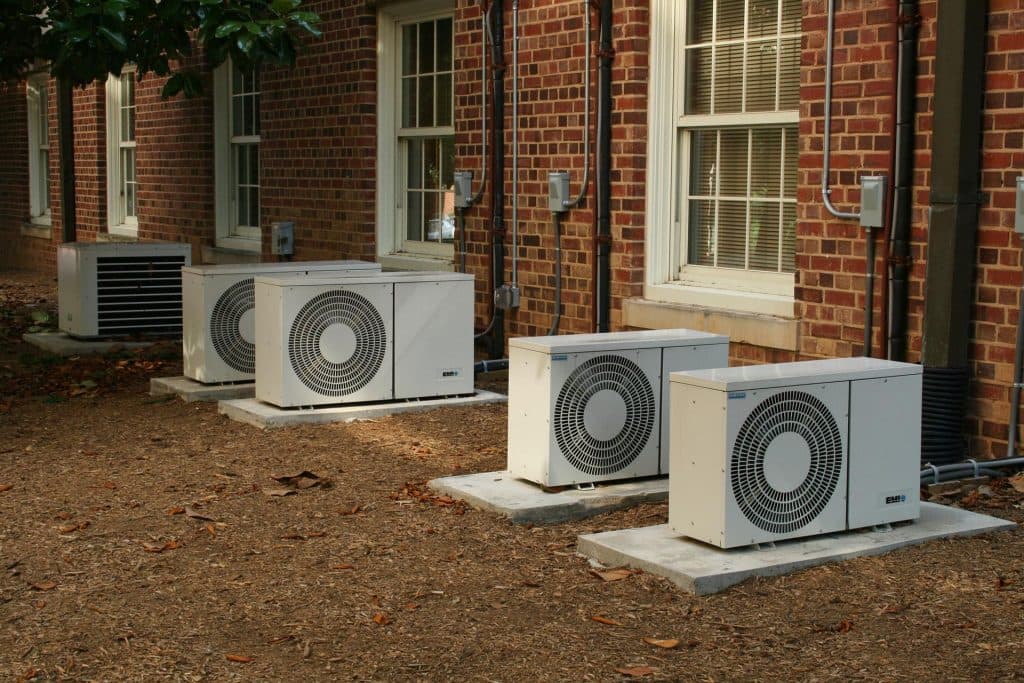 Německý ministr chce změnit ústavu, spolková vláda by tak získala další pravomoci v oblasti klimatické adaptace
