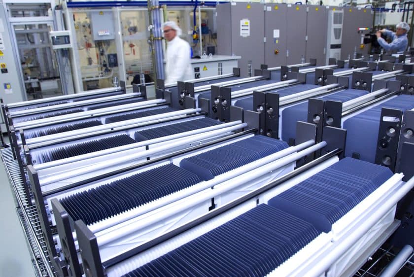 Kdo vyrábí fotovoltaické panely? Trhu dál vévodí čínská čtyřka