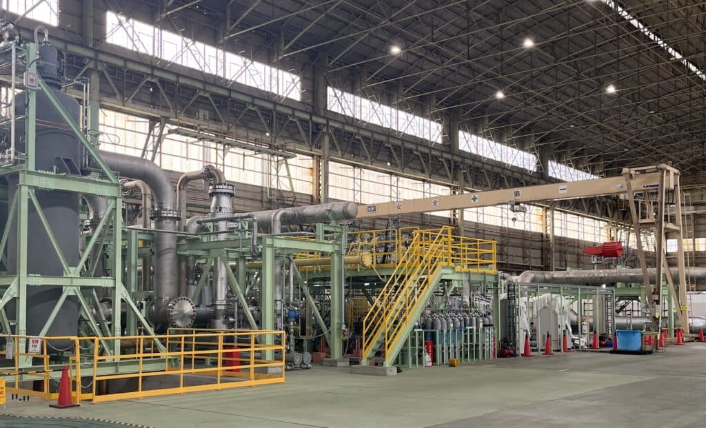 V Japonsku otestovali spalování 100% čpavku ve spalovací komoře velké plynové turbíny