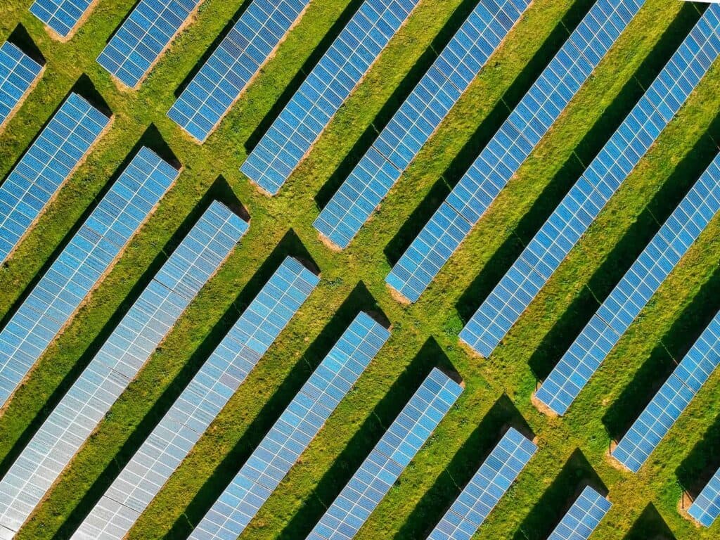 Obnovitelné zdroje pokryly v Německu za první tři čtvrtletí rekordních 61 % spotřeby elektřiny