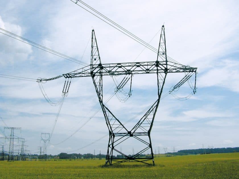 transformator-zakladni-vlastnosti-a-deleni