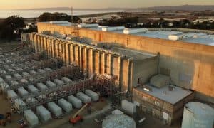 Německo loni schválilo tisíce nových baterií. Jejich kapacita je srovnatelná s přečerpávacími elektrárnami