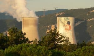 Vedra omezují výrobu z jádra, francouzská EDF odstavila další bloky